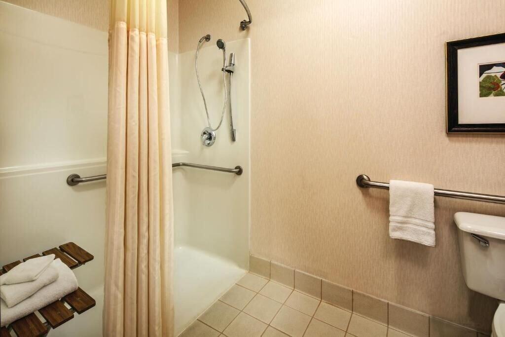 Hotel Doubletree By Hilton Olympia Exterior foto